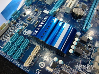 P55中的旗舰 技嘉P55-USB3再到卖场引热卖_硬件_科技时代_新浪网